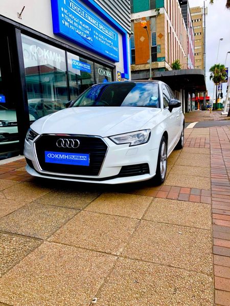 2019-Audi-A3-14-TFSI-SPORTBACK-AUTO-PANORAMIC-ROOFMAG-WHEELS_0