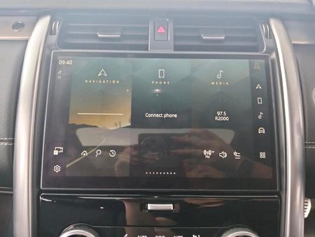 2023-Land-Rover-Discovery-30-TD-HSE-R-Dynamic-D300_15