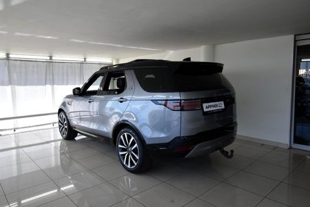 2023-Land-Rover-Discovery-30-TD-HSE-R-Dynamic-D300_1