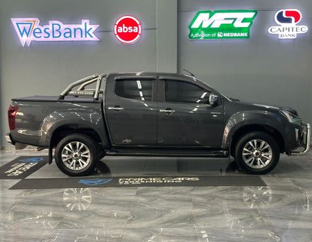 2019-Isuzu-D-Max-300-LX-Double-Cab_3