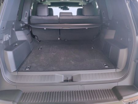 2025-Lexus-LX-Lexus-700H-LX-F-Sport_20