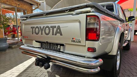 2004-Toyota-Hilux-30-KZ-TE-Legend-35_10