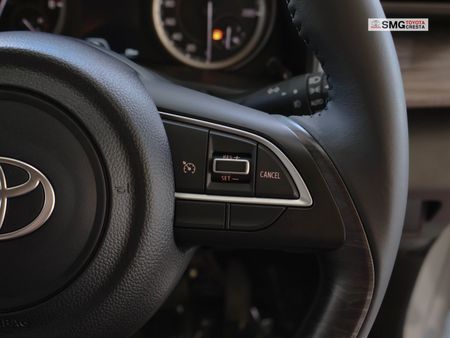 2025-Toyota-Rumion-15-TX-Auto_25