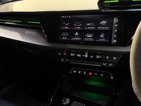 2023-Audi-RS3-Sportback-Quattro-Auto_10