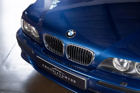 2000-BMW-M5-e39_20
