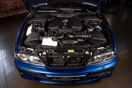 2000-BMW-M5-e39_21