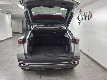 2024-Omoda-C5-15T-Luxury-S_4