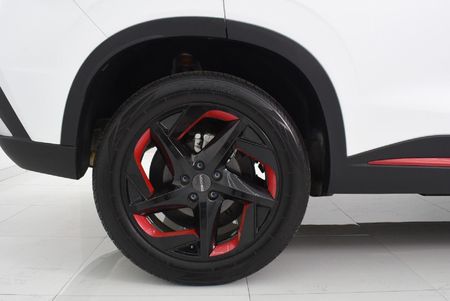 2025-Omoda-C5-15T-Luxury-S_4