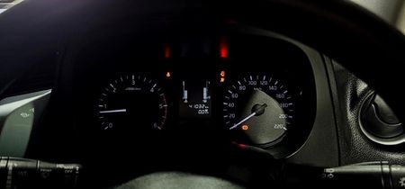 2022-Nissan-Navara-25-DDTi-SE-Double-Cab_11