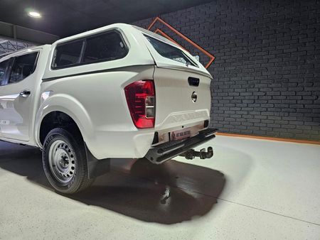 2022-Nissan-Navara-25-DDTi-SE-Double-Cab_26
