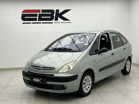 2005-Citroen-Xsara-Picasso-16-SX_2