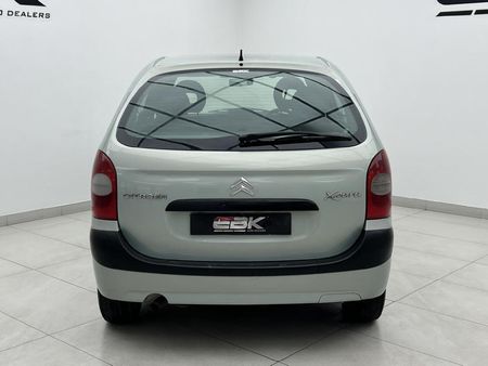 2005-Citroen-Xsara-Picasso-16-SX_4