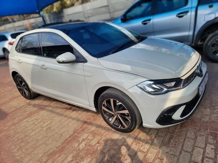 2023-Volkswagen-Polo-VW-POLO-9-10-TSI-COMFORTLINE_1