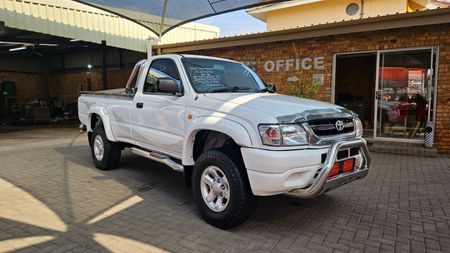 2005-Toyota-Hilux-30-KZ-TE-Legend-35_2