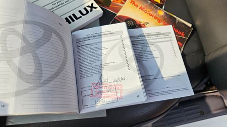 2005-Toyota-Hilux-30-KZ-TE-Legend-35_37