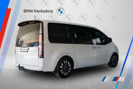 2022-Hyundai-Staria-22d-Luxury-Auto_6