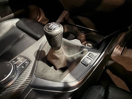 2017-BMW-M2-Coupe_13