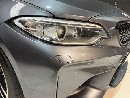 2017-BMW-M2-Coupe_16