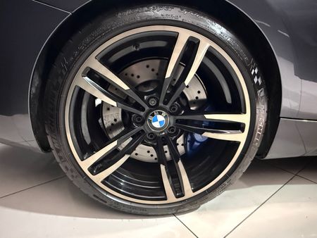 2017-BMW-M2-Coupe_22