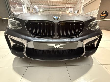 2017-BMW-M2-Coupe_8