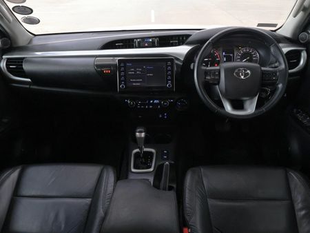 2021-Toyota-Hilux-28-GD-6-Raider-4x4-Auto-Double-Cab_18