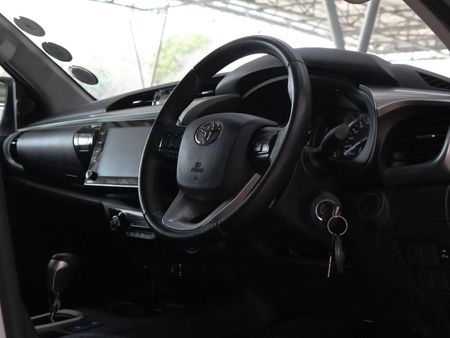 2021-Toyota-Hilux-28-GD-6-Raider-4x4-Auto-Double-Cab_19