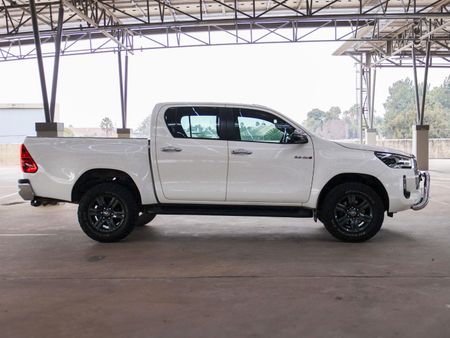 2021-Toyota-Hilux-28-GD-6-Raider-4x4-Auto-Double-Cab_3