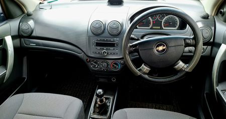 2011-Chevrolet-Aveo-16-LS_6