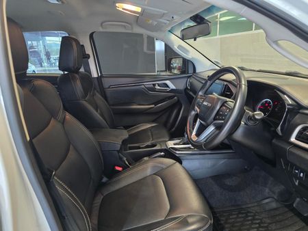 2022-Isuzu-D-Max-30-DDI-LSE-Auto-Double-Cab_9