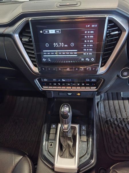 2022-Isuzu-D-Max-30-DDI-LSE-Auto-Double-Cab_17