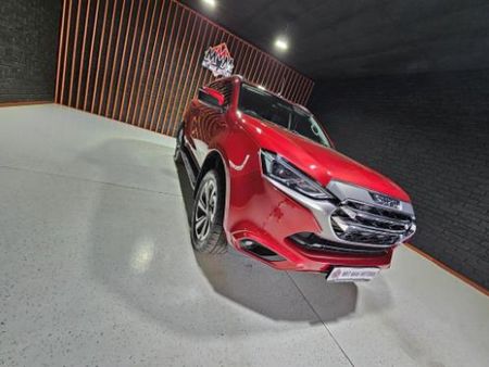 2022-Isuzu-Mu-x-30D-Onyx-4x4-Auto_5