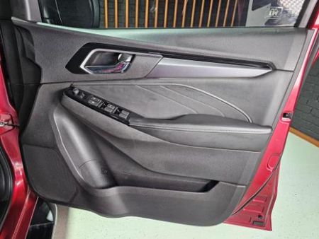 2022-Isuzu-Mu-x-30D-Onyx-4x4-Auto_6