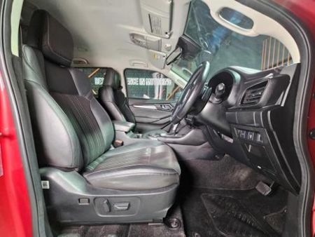 2022-Isuzu-Mu-x-30D-Onyx-4x4-Auto_8