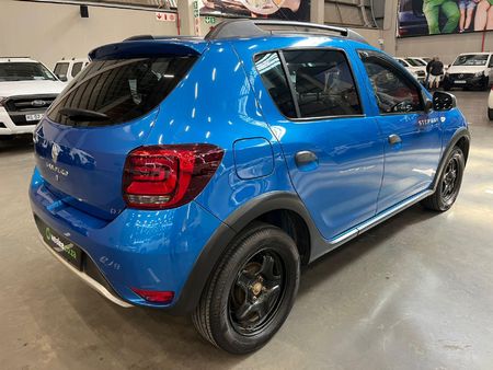 2018-Renault-Sandero-900T-Stepway-Expression_2
