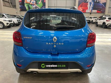 2018-Renault-Sandero-900T-Stepway-Expression_3