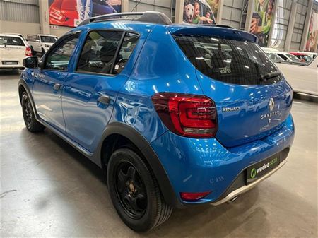 2018-Renault-Sandero-900T-Stepway-Expression_4