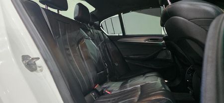 2019-BMW-5-Series-520d-M-Sport_7