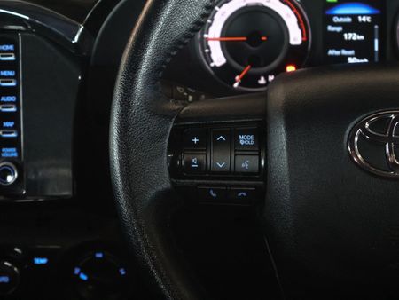 2020-Toyota-Hilux-28-GD-6-Raised-Body-Legend-50-4x4-Double-Cab_27
