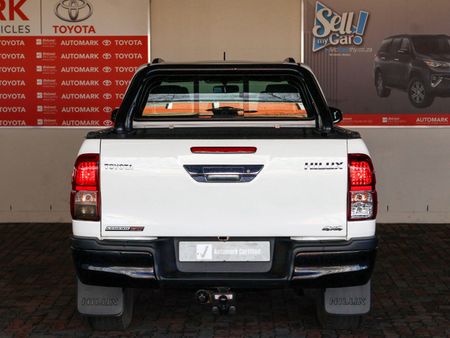 2020-Toyota-Hilux-28-GD-6-Raised-Body-Legend-50-4x4-Double-Cab_6