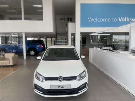 2025-Volkswagen-Polo-Vivo-16-Life_4