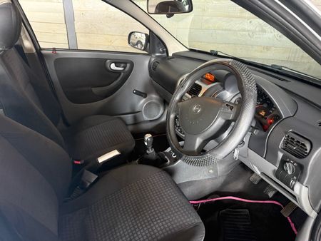 2006-Opel-Corsa-Classic-14-Comfort_8