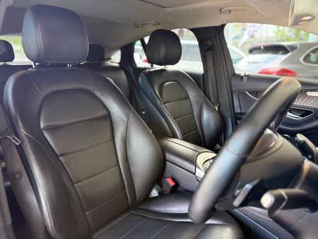 2017-Mercedes-Benz-GLC-Coupe-350d_10