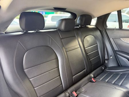 2017-Mercedes-Benz-GLC-Coupe-350d_13