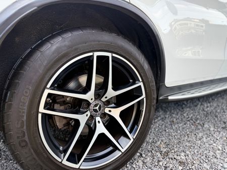 2017-Mercedes-Benz-GLC-Coupe-350d_16