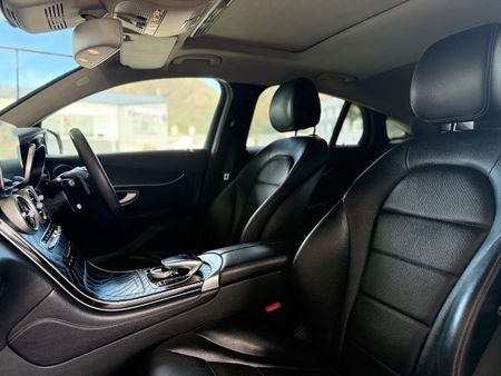 2017-Mercedes-Benz-GLC-Coupe-350d_6