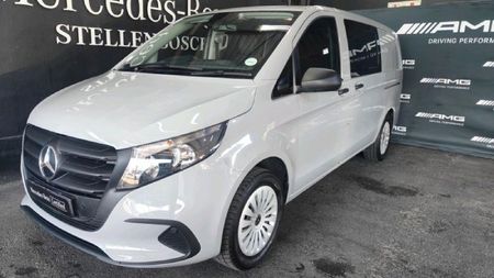 2025-Mercedes-Benz-Vito-116-20-CDI-Mixto-Pro-Crewcab-Auto-Panel-Van_1