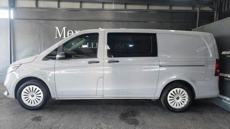 2025-Mercedes-Benz-Vito-116-20-CDI-Mixto-Pro-Crewcab-Auto-Panel-Van_2