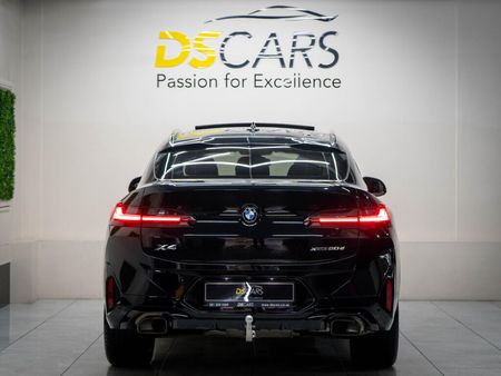 2025-BMW-X4-xDrive20d-M-Sport_9