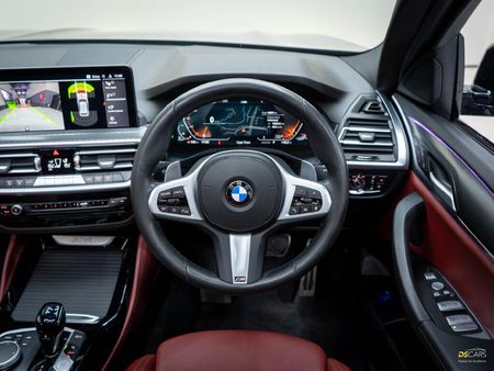 2025-BMW-X4-xDrive20d-M-Sport_13
