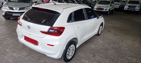 2022-Toyota-Starlet-15-XI_5
